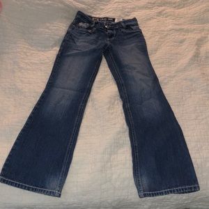 Size (12 Youth/Girls(juniors)) dark blue Cruel Girl bootcut jeans.